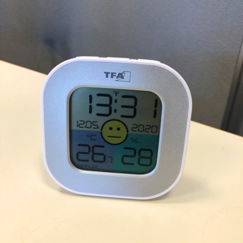 Digitální teploměr s vlhkoměrem TFA 30.5050.54 - stříbrný