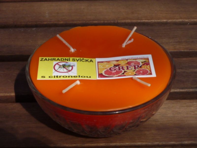 Zahradní vonná svíčka ve skle - 4 knoty - grep